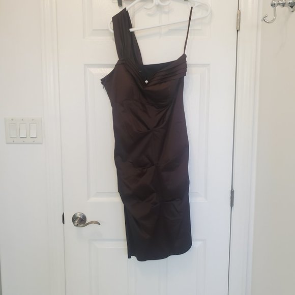 Le Chateau Size L Formal Dress - Picture 2 of 5